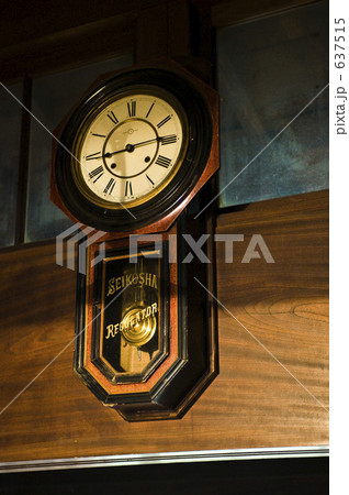 レトロ 柱時計の写真素材