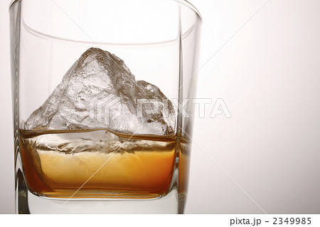 ロックウィスキーの写真素材