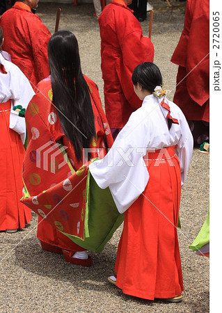 十二単衣 着物 黒髪 平安時代の写真素材