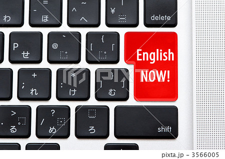キーボード 英語 コピースペース 赤色の写真素材