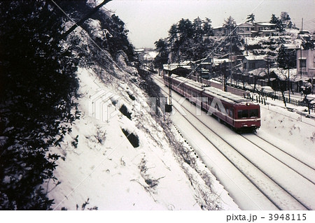 雪 京急 冬 電車の写真素材 雪 京急 冬 電車の写真素材