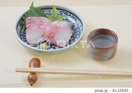 カンパチ 刺し身 鮮魚 白身魚の写真素材