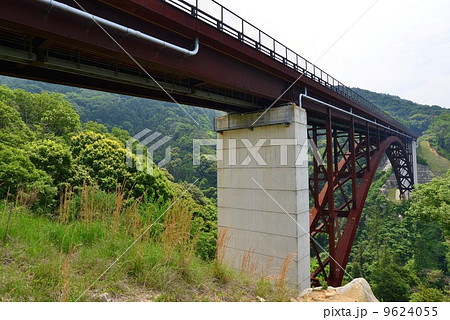 林道郷原野呂山線 もみじ橋の写真素材