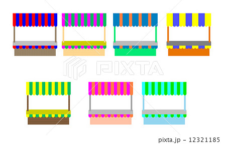 軒並み 出店 露店の写真素材