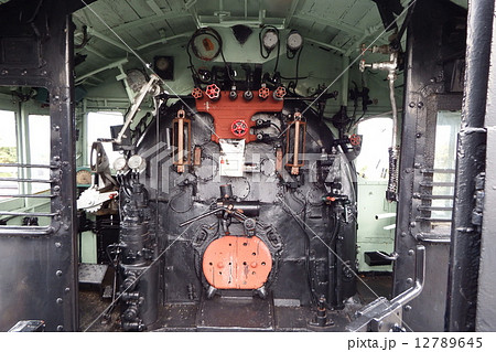 蒸気機関車運転室の写真素材