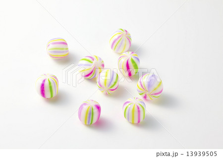 飴 手まり玉飴 複数 和風の写真素材