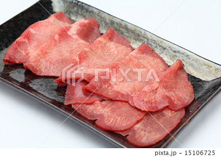 スライス 牛タン 一人前 薄切りの写真素材