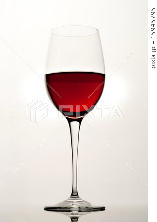 ワイングラス 壁紙 写真 フォトグラフの写真素材