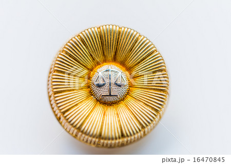 法律 弁護士 法曹 弁護士バッジの写真素材