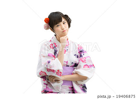 着物 女性 困る 頭痛の写真素材