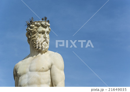 ポセイドン像 ヨーロッパ 彫刻 ギリシャの写真素材