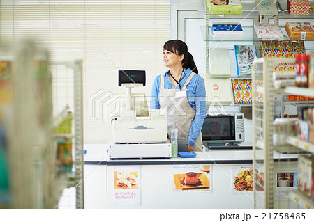 コンビニ 店内の写真素材