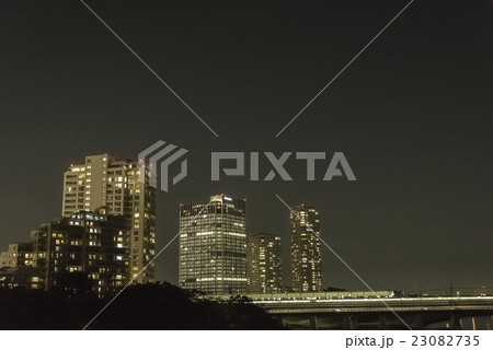 二子玉川 二子玉川公園 ライズ 夜景の写真素材