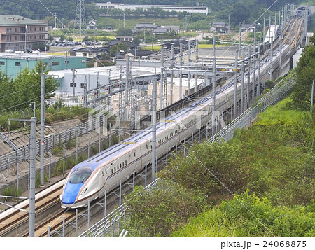 7両 Jr東日本 電車 流線形 壁紙の写真素材