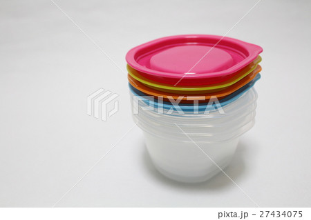 タッパー タッパ 容器 四色の写真素材