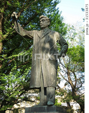野口英世の銅像の写真素材