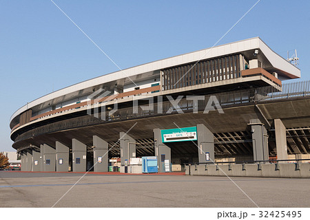 国立競技場 聖火台 スタジアム 東京オリンピックの写真素材