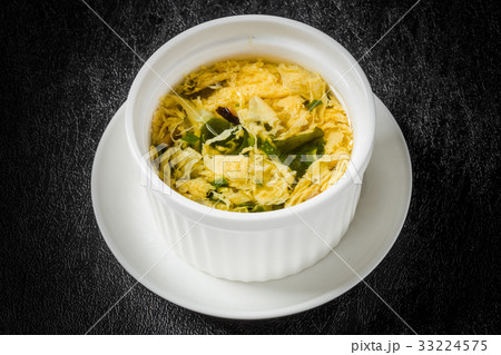 卵スープの写真素材