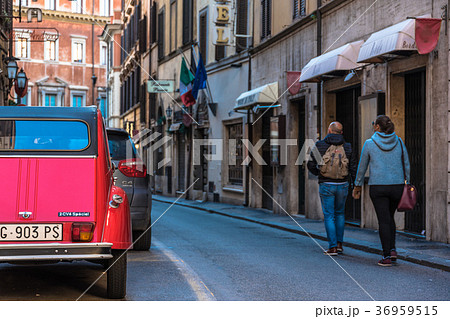 イタリアの街角の写真素材 - PIXTA
