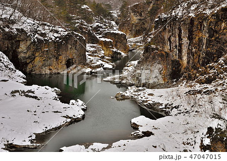 龍王峡 冬 雪 鬼怒川の写真素材