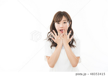 びっくり 女性 綺麗 驚くの写真素材