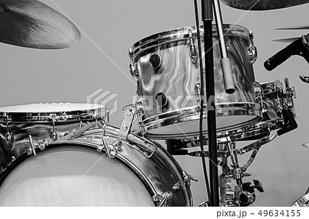 パーカッション スネアドラム ドラム 打楽器の写真素材