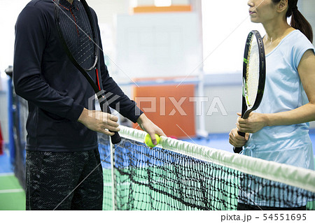 テニスコーチの写真素材