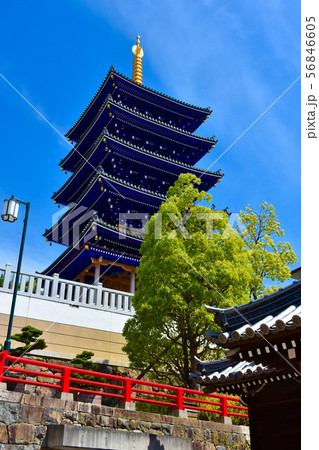 中山寺の五重塔の写真素材