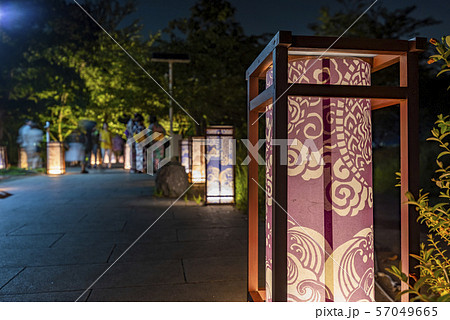 ぼんぼり 幻想的 夏祭り 照明の写真素材 Pixta