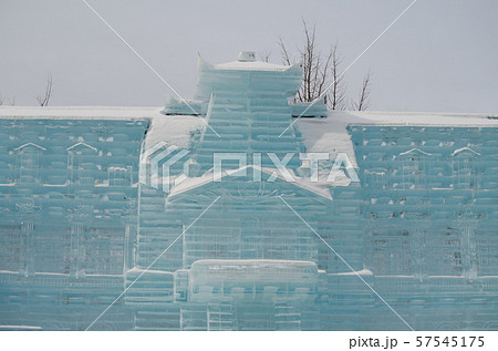 さっぽろ雪まつり 雪像 札幌市 城の写真素材