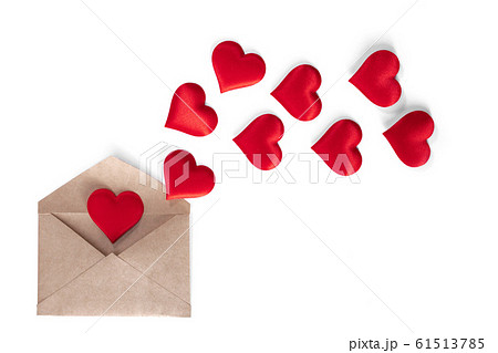 ハート 手紙 たくさん 封筒の写真素材