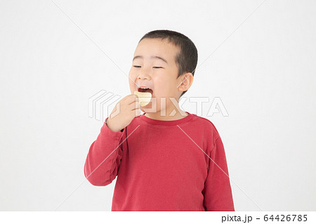 小学生 子供 男の子 坊主頭の写真素材