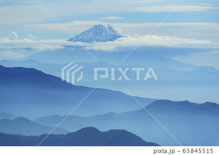 シルエット 八ヶ岳 自然 風景の写真素材