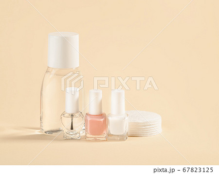 acetone Photos - PIXTA