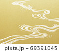 川の流れを表現した金色の和風背景 複数のバリエーションがありますのイラスト素材