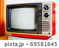 昭和時代のダイアル式ブラウン管テレビの写真素材 [70270229] - PIXTA