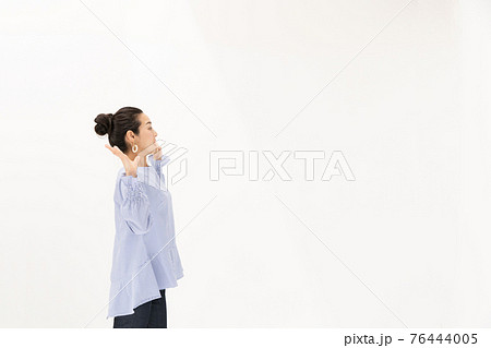 驚きポーズの写真素材