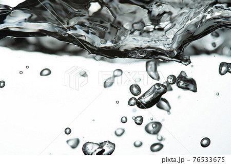 水 水中 気泡 泡の写真素材