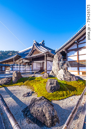 庭園 日本庭園 砂利 石 日本 石庭の写真素材