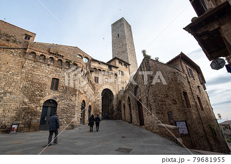 中世ヨーロッパ 町並みの写真素材
