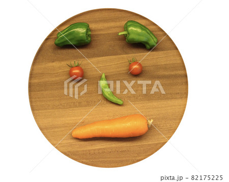 野菜のお顔のイラスト素材