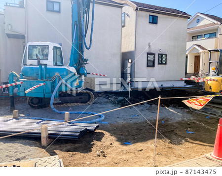 集合住宅の建て替えによる地盤調査の現場