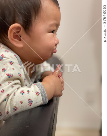 ほっぺぷにぷにの写真素材