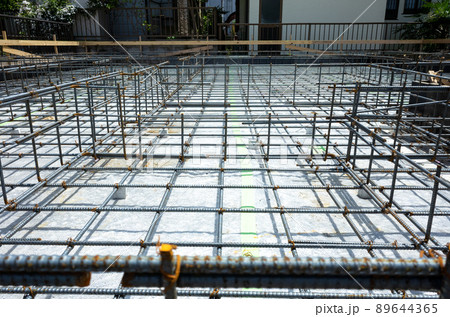 戸建て住宅の基礎工事現場のイメージ