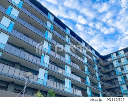 おしゃれな分譲マンションの外観イメージ