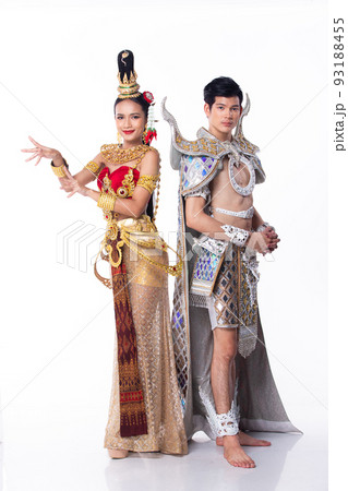 銅製　　タイ民族衣装踊り男女一対