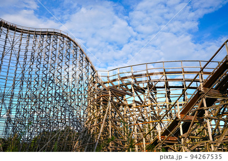 Roller Coaster Images – Browse 40,459 Stock Photos, Vectors, and Video