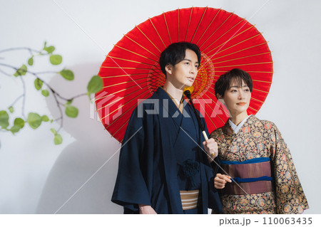 83,506+ Kimono Photos: Royalty-Free Stock Photos - PIXTA