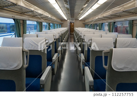 新幹線 0系 座席 車内の写真素材 - PIXTA
