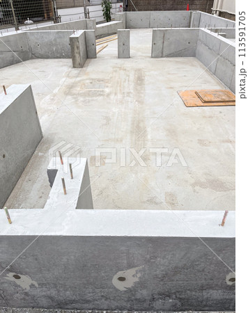 住宅基礎工事現場のイメージ